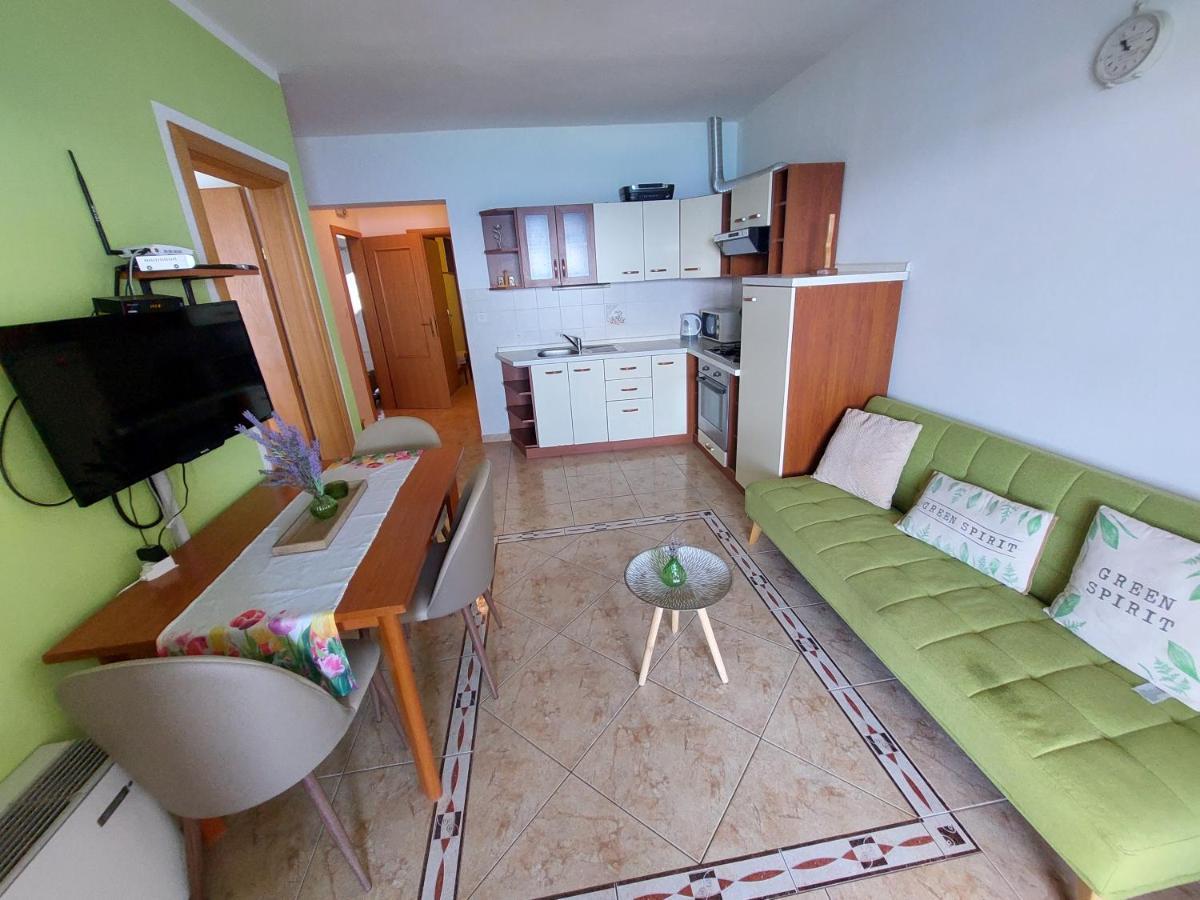 Velun Apartmani Dış mekan fotoğraf